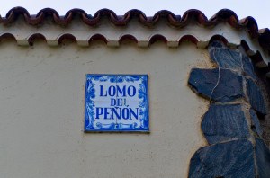 Letrero Lomo del Peñón